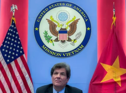 us hosts vietnam minister for economic talks days after putin s visit to hanoi