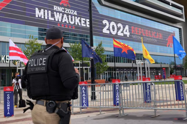 a police officer stands guard as preparations for the republican national convention are underway in milwaukee wisconsin us photo reuters a police officer stands guard as preparations for the republican national convention are underway in milwaukee wisconsin us photo reuters
