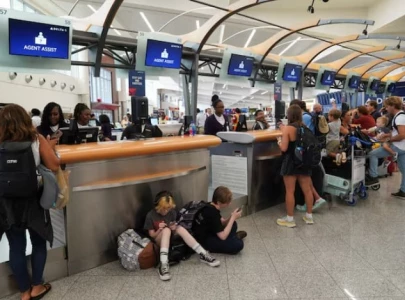 delta faces us probe after numerous flight cancellations disrupt travel