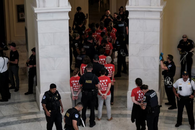jewish activists detained in us congress during protest against gaza war jewish activists detained in us congress during protest against gaza war