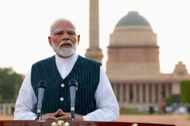 indian prime minister narendra modi addresses the media after his meeting with president droupadi murmu to stake claim to form the new government at the presidential palace in new delhi india photo reuters indian prime minister narendra modi addresses the media after his meeting with president droupadi murmu to stake claim to form the new government at the presidential palace in new delhi india photo reuters