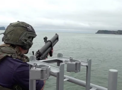 mass exodus in central gaza amid stalled ceasefire talks says hamas