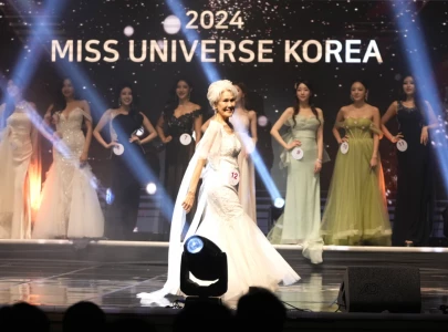 81 year old south korean model wins best dresser at miss universe contest