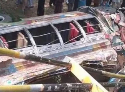 five people killed 15 others injured as coach plunges into ditch in jacobabad