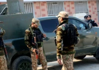 kidnappers clash with police in di khan civilian injured