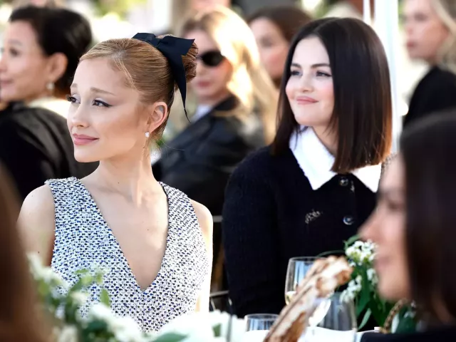 ariana grande and selena gomez sat next to each other at the academy women s luncheon photo stefanie keenan wireimage ariana grande and selena gomez sat next to each other at the academy women s luncheon photo stefanie keenan wireimage