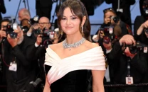 selena gomez teases logan lerman joining only murders in the building season 5 cast selena gomez teases logan lerman joining only murders in the building season 5 cast