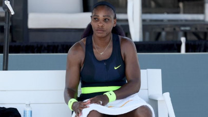 rogers stuns serena at top seed open