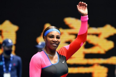 vintage serena inspired by brady after australian open romp