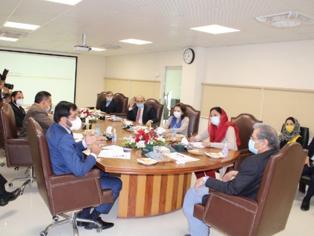 federal education minister shafqat mehmood desires to conduct all examinations through mcqs and technology based assessment photo express file federal education minister shafqat mehmood desires to conduct all examinations through mcqs and technology based assessment photo express file