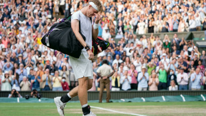 shapovalov rues letting djokovic off hook shapovalov rues letting djokovic off hook