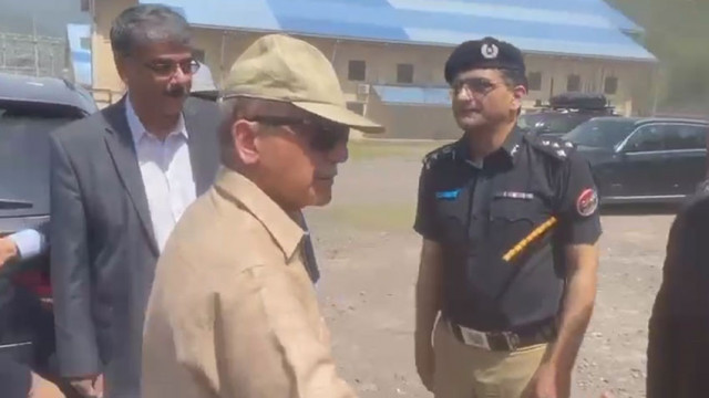 pm shehbaz visits ajk meets leadership after protests rock region pm shehbaz visits ajk meets leadership after protests rock region