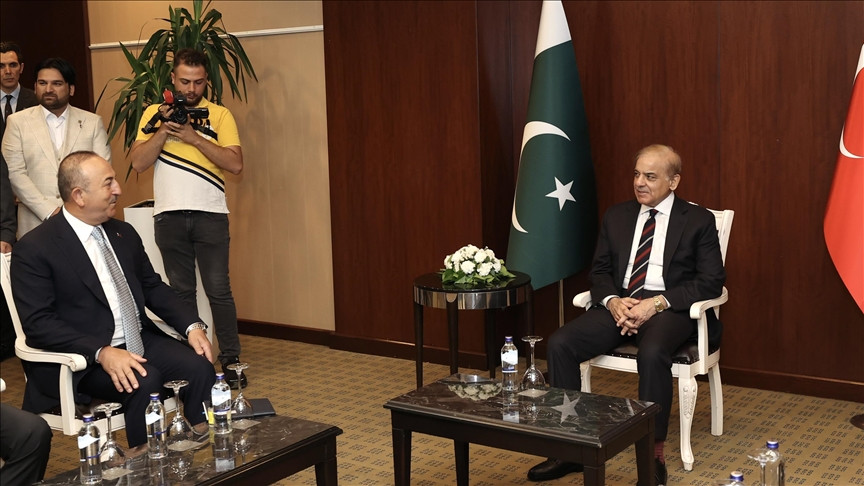 prime minister shehbaz sharif meets turkish foreign minister mevlut cavusoglu in ankara on june 1 2022 photo aa