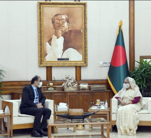 prime minister hasina thanked the pakistan high commissioner for the gifts photo app