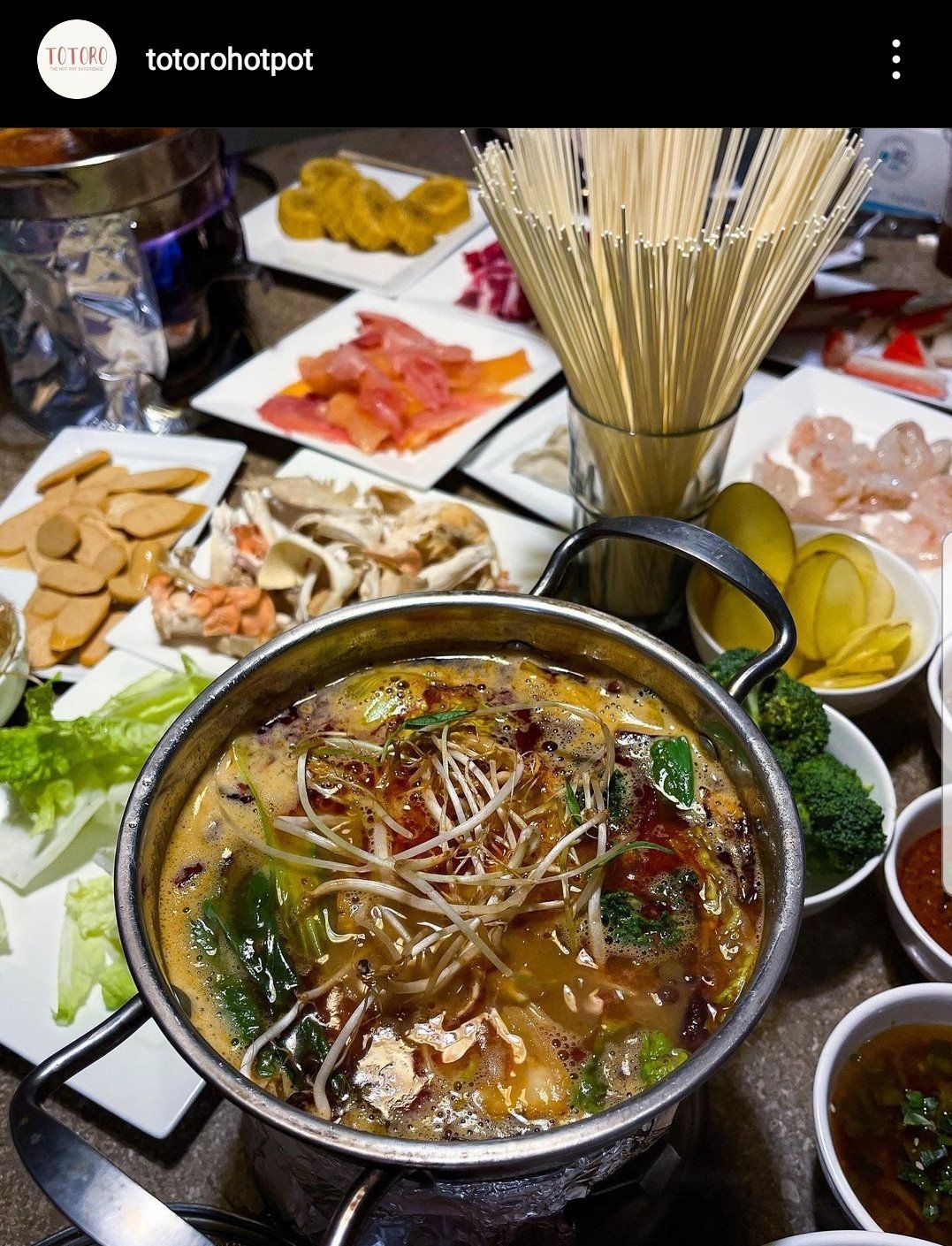 5 best places to get Chinese hot pot in Pakistan