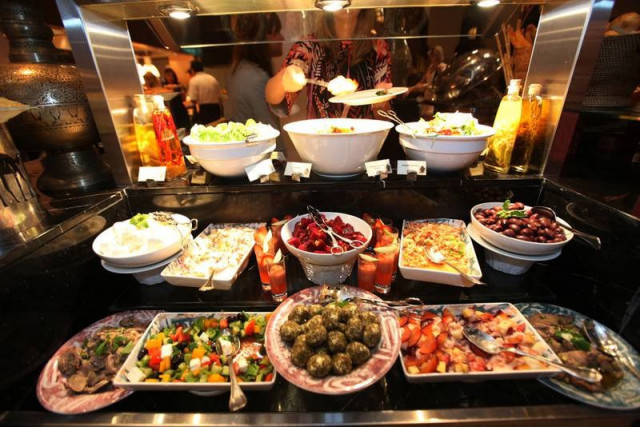 everything you must eat and avoid during iftar and sehri everything you must eat and avoid during iftar and sehri