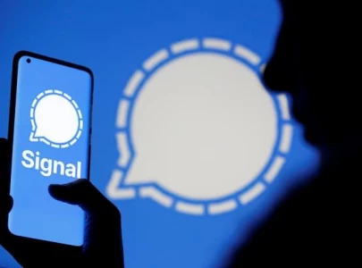 signal says messages circulating about app s hacking false