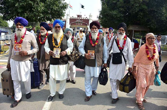 pakistan is hosting around 3 000 sikh pilgrims arrived from india through wagah border photo app