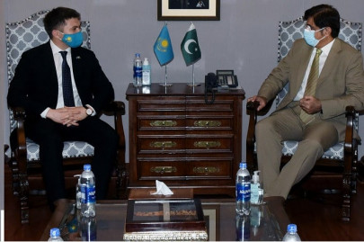 cm meets diplomats to discuss trade investment cm meets diplomats to discuss trade investment