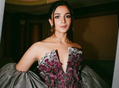 always a work in progress kinda girl alia bhatt shares her workout routine always a work in progress kinda girl alia bhatt shares her workout routine