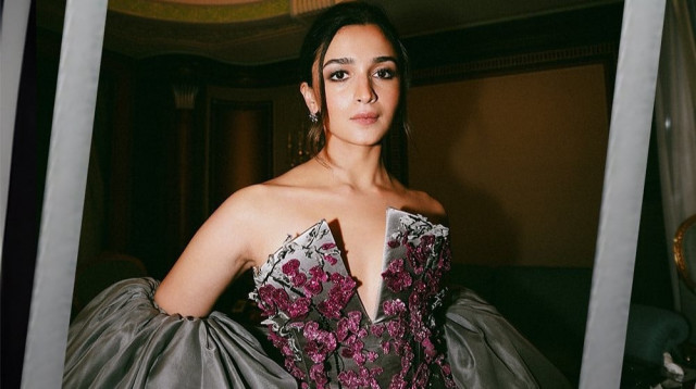 always a work in progress kinda girl alia bhatt shares her workout routine always a work in progress kinda girl alia bhatt shares her workout routine