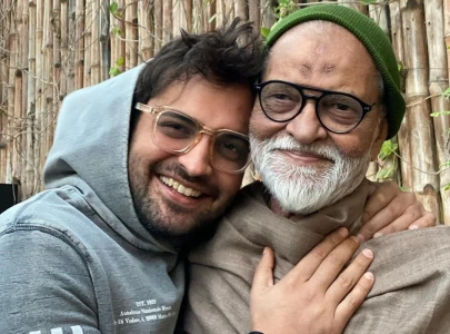 asad siddiqui mourns passing of his father zara noor abbas calls father in law a hero asad siddiqui mourns passing of his father zara noor abbas calls father in law a hero