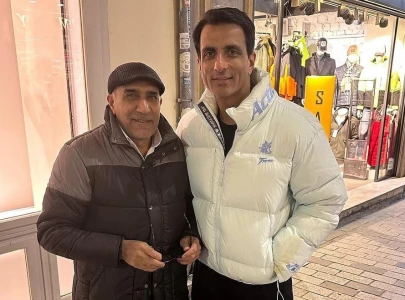 indian actor philanthropist sonu sood shares heartwarming encounter with pakistani fan indian actor philanthropist sonu sood shares heartwarming encounter with pakistani fan