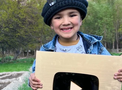 child vlogger muhammad shiraz receives youtube gold play button for surpassing 1 million subscribers child vlogger muhammad shiraz receives youtube gold play button for surpassing 1 million subscribers