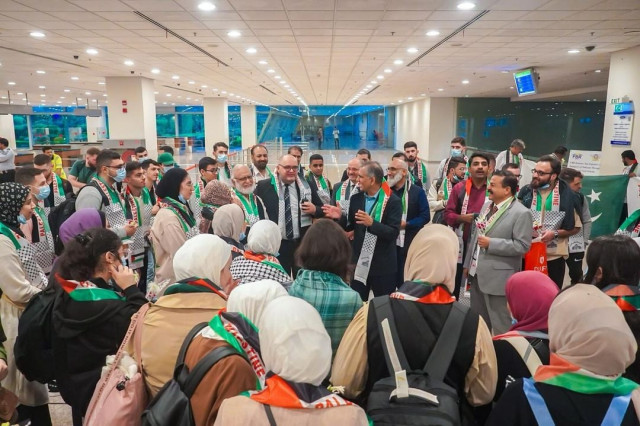 64 palestinian students from gaza arrive in pakistan to resume medical studies 64 palestinian students from gaza arrive in pakistan to resume medical studies