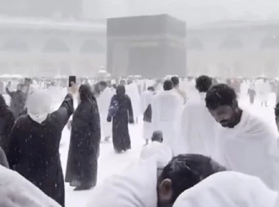 saudi arabia terms video showing snowfall at grand mosque as fake