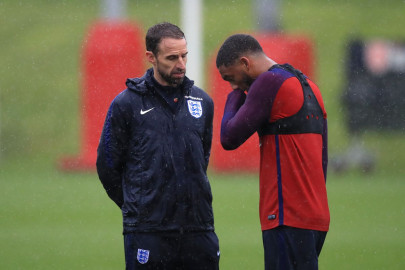 southgate confirms gomez injury hits out at schedule southgate confirms gomez injury hits out at schedule