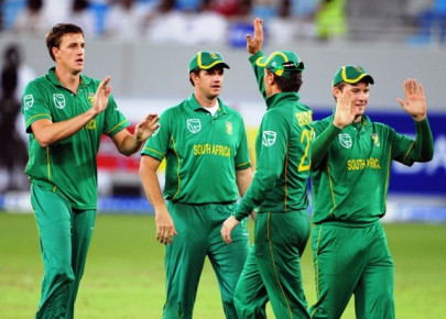 south africa hold nerves to win 3rd odi
