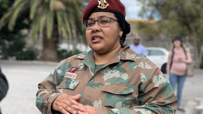 south african military lifts ban on wearing headscarves