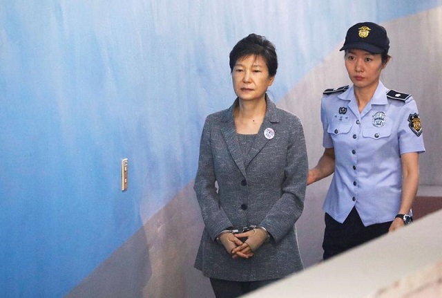 south korean ousted leader park geun hye arrives at a court in seoul south korea august 25 2017 photo reuters