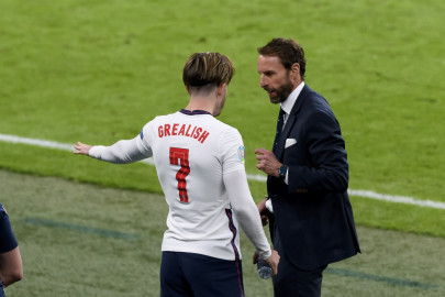 southgate urges grealish to start scoring for england southgate urges grealish to start scoring for england