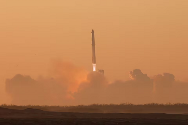 spacex s starship spacecraft atop its super heavy rocket lifts off from boca chica launchpad near brownsville texas us november 18 2023 photo reuters spacex s starship spacecraft atop its super heavy rocket lifts off from boca chica launchpad near brownsville texas us november 18 2023 photo reuters