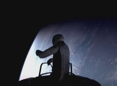 spacex achieves unprecedented feat in commercial space travel