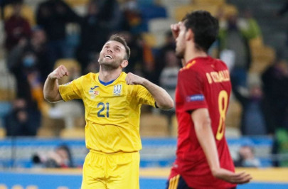 ukraine stun spain in noisy stadium ukraine stun spain in noisy stadium