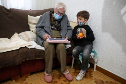 spanish grandma 99 gets back to computer games after beating covid 19 spanish grandma 99 gets back to computer games after beating covid 19