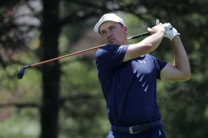 spieth chases career grand slam at pga championship