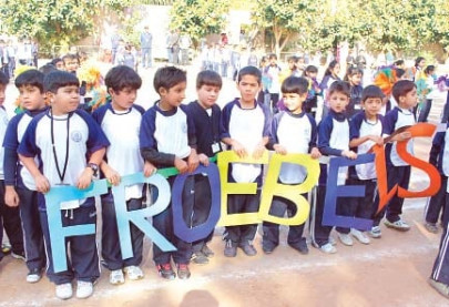 froebelians entertain audience with skills sportsmanship froebelians entertain audience with skills sportsmanship
