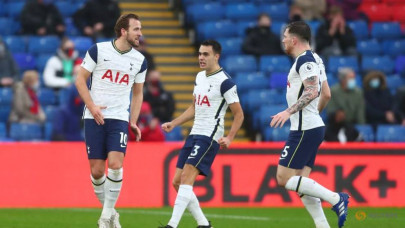 spurs and liverpool held leicester close in spurs and liverpool held leicester close in