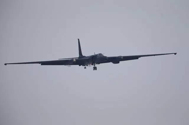 a u 2 reconnaissance plane belonging to the us air force comes in for a landing at a us air force base in osan south of seoul april 3 2013 photo reuters a u 2 reconnaissance plane belonging to the us air force comes in for a landing at a us air force base in osan south of seoul april 3 2013 photo reuters