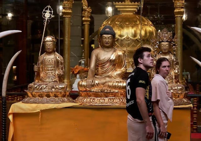 sri lanka introduces free tourist visas in bid to attract global visitors sri lanka introduces free tourist visas in bid to attract global visitors