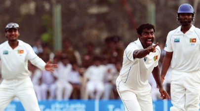 india face innings defeat after muralitharan bags five