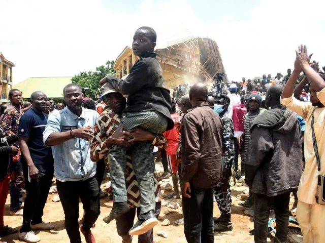 35 children killed in nigeria fair stampede