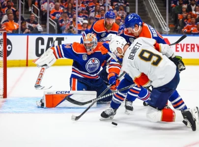panthers oilers face off in game 7 of stanley cup final