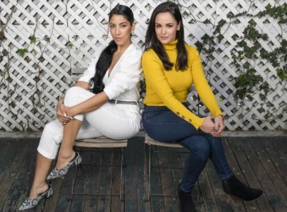 brooklyn nine nine stars stephanie beatriz and melissa fumero launch comedy podcast