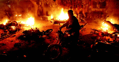 death toll from lahore attacks rises to 35