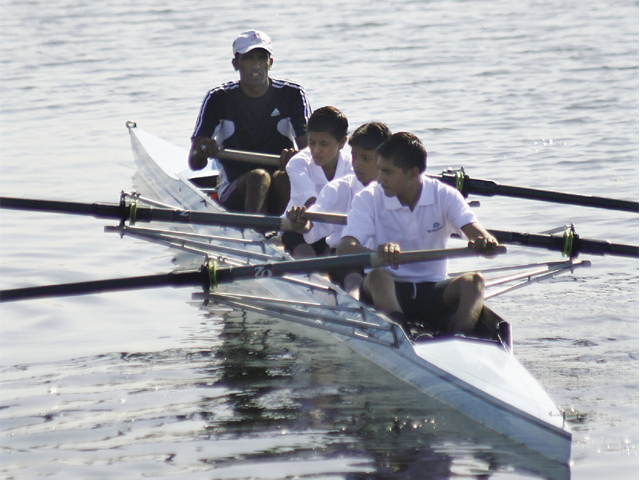 students brave dawn training sessions to prep for regatta